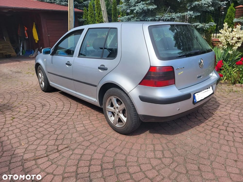 Volkswagen Golf 1.9 TDI Comfortline - 4
