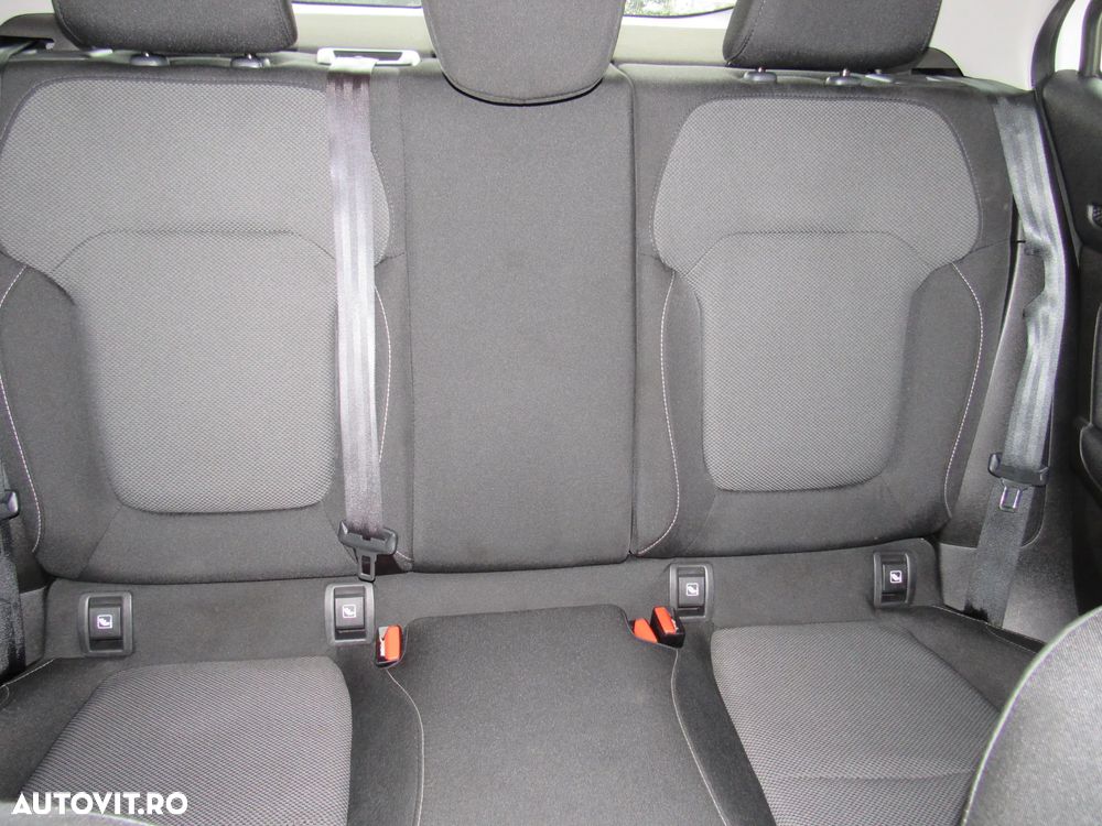 Renault Megane Blue dCi Life - 13