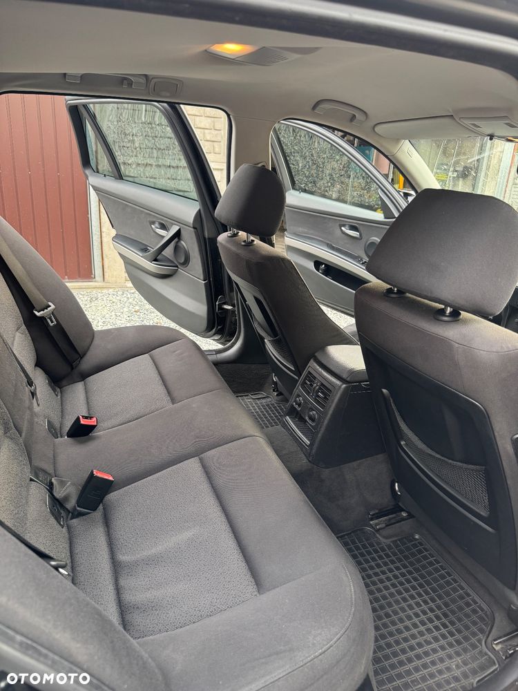 BMW Seria 3 320d - 17