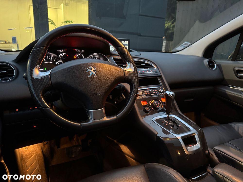 Peugeot 5008 THP 165 EAT6 Stop & Start Allure - 14