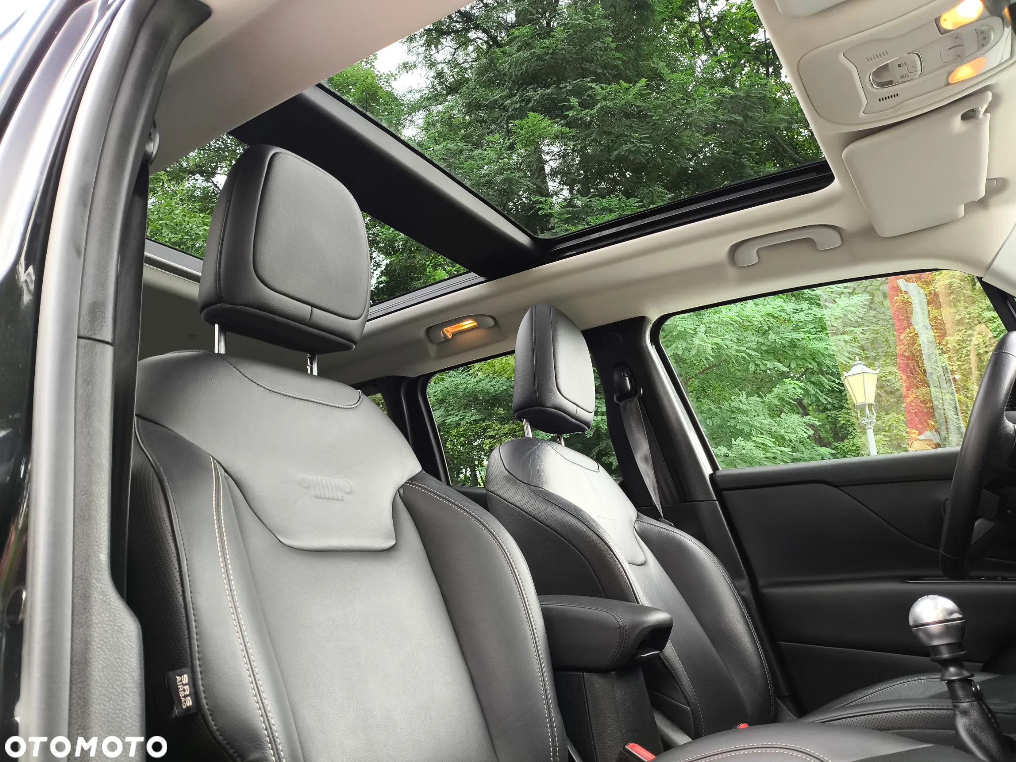 Jeep Renegade 1.4 MultiAir Limited - 30