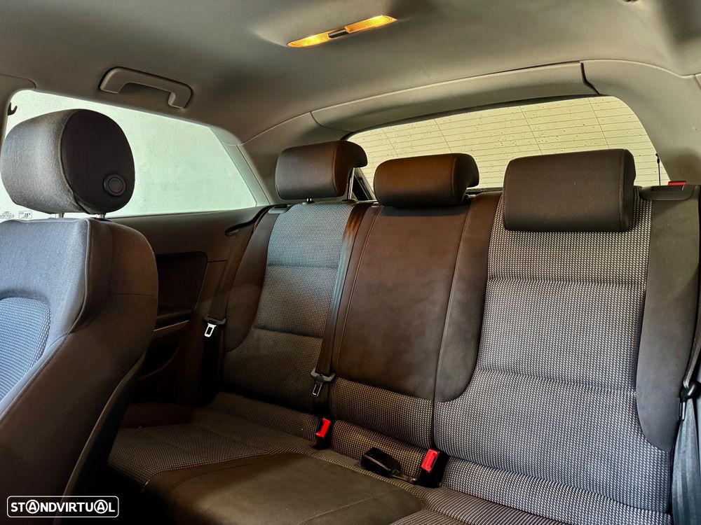 Audi A3 1.6 TDI Sport - 4