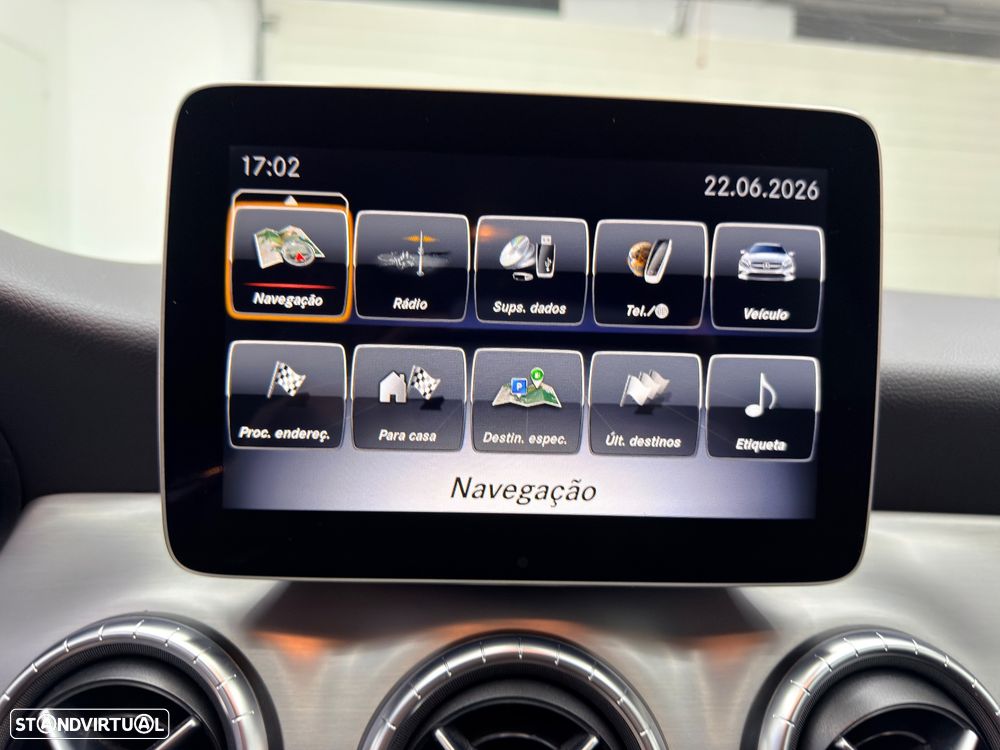 Mercedes-Benz CLA 180 d AMG Line - 32