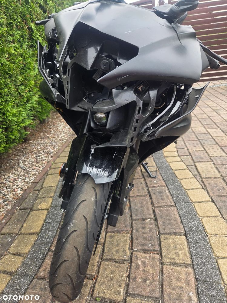Yamaha YFZ - 10