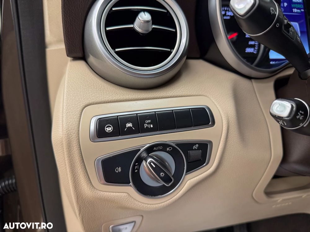 Mercedes-Benz GLC 350 e 4MATIC 7G-TRONIC - 29