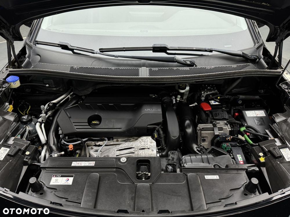 Peugeot 3008 1.6 PureTech Hybrid PHEV Allure S&S EAT8 - 21