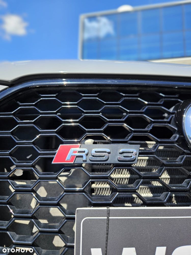 Audi RS3 Sportback Standard - 12