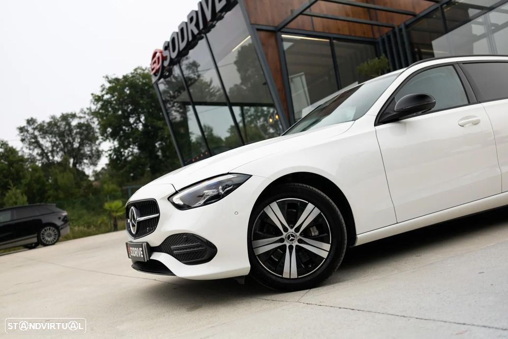 Mercedes-Benz C 300 e Avantgarde - 24