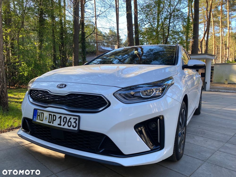 Kia Ceed - 8