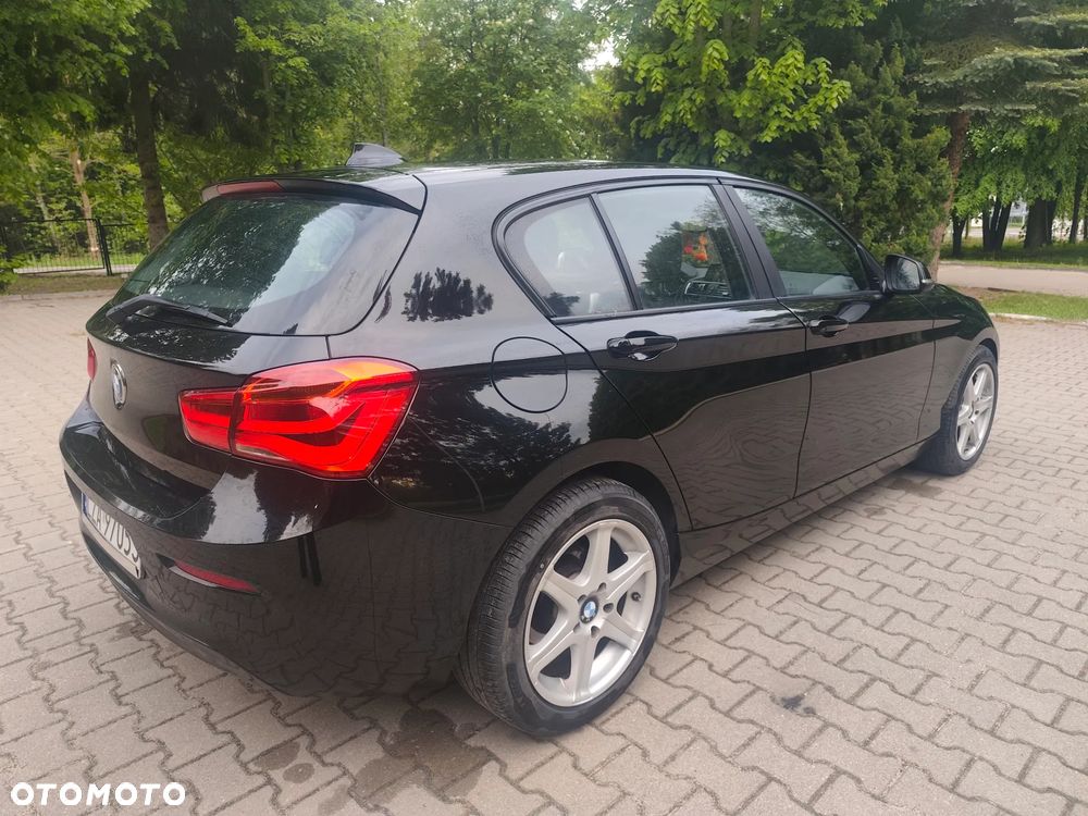 BMW Seria 1 116i - 6