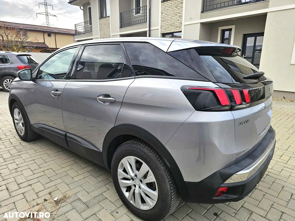 Peugeot 3008 PureTech 130 Stop & Start GPF EAT8 Allure - 3