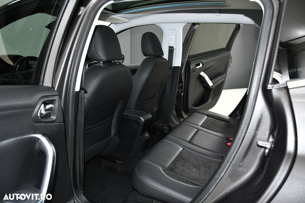 Peugeot 2008 PureTech 110 Stop&Start Crossway - 12