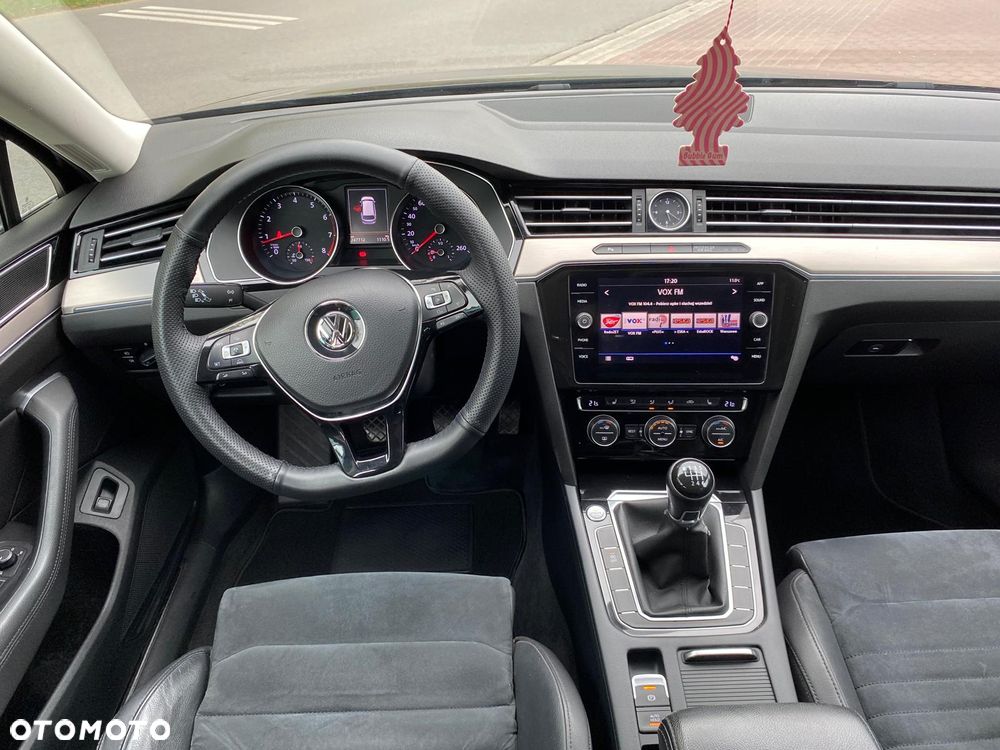 Volkswagen Passat 1.4 TSI ACT (BlueMotion Technology) Comfortline - 12