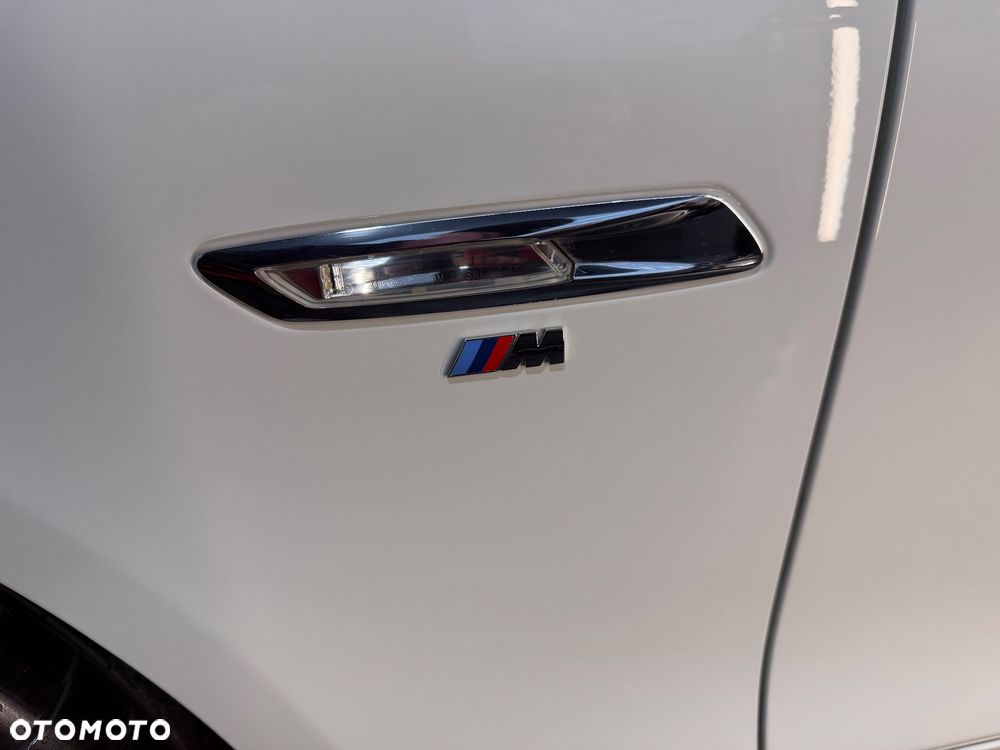 BMW Seria 5 520d - 34