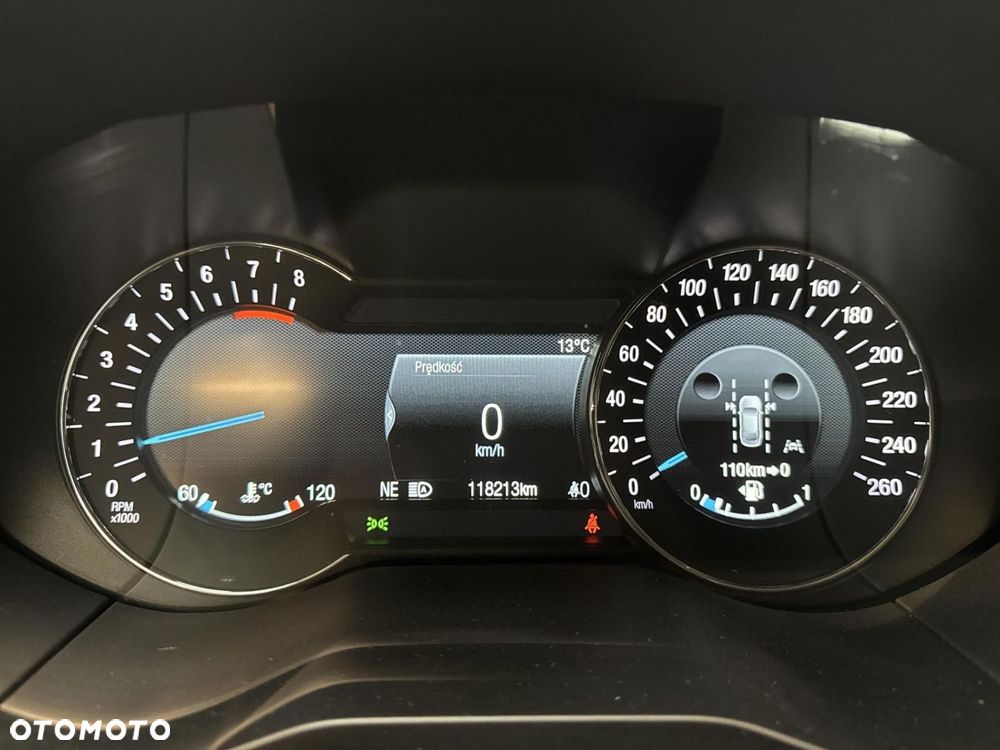 Ford S-Max - 17