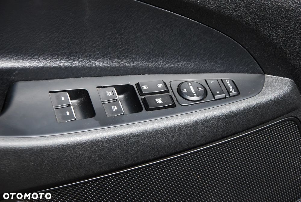 Hyundai Tucson 1.6 GDI BlueDrive Comfort 2WD - 28