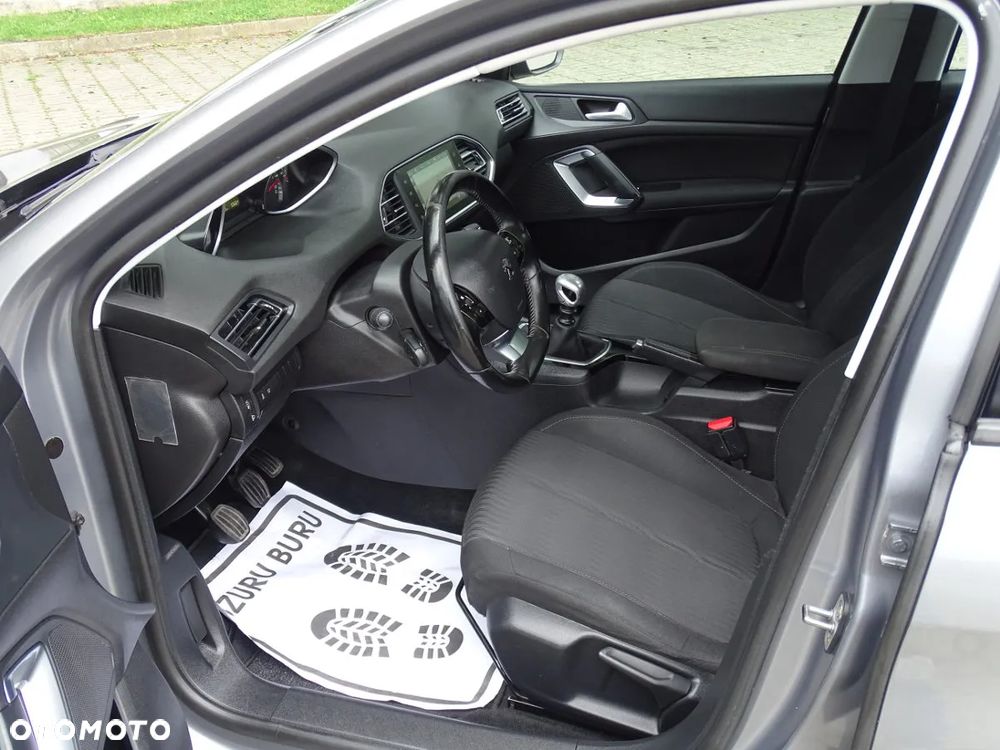 Peugeot 308 1.6 BlueHDi Active S&S - 9