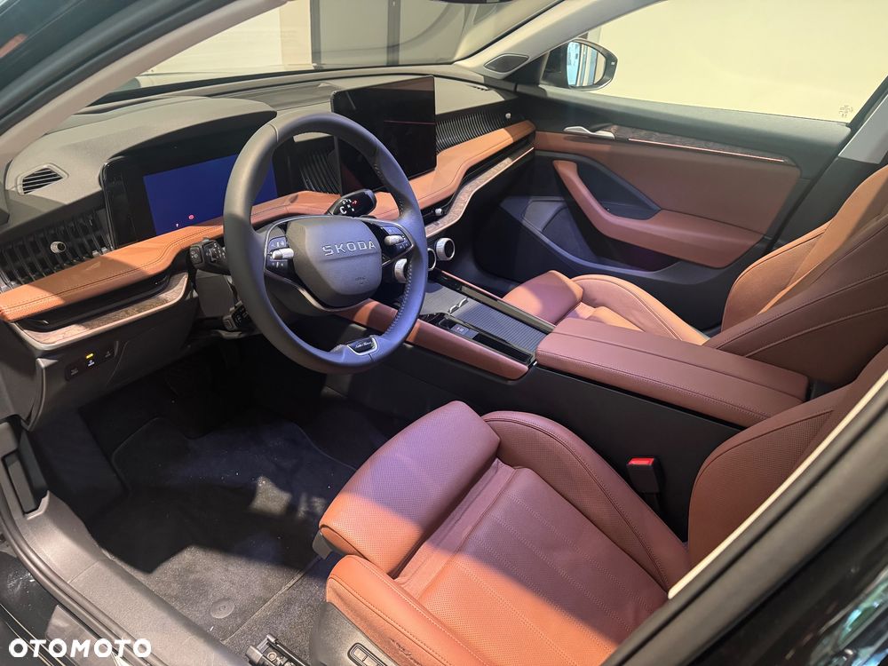 Skoda Superb 2.0 TSI L&K DSG - 6