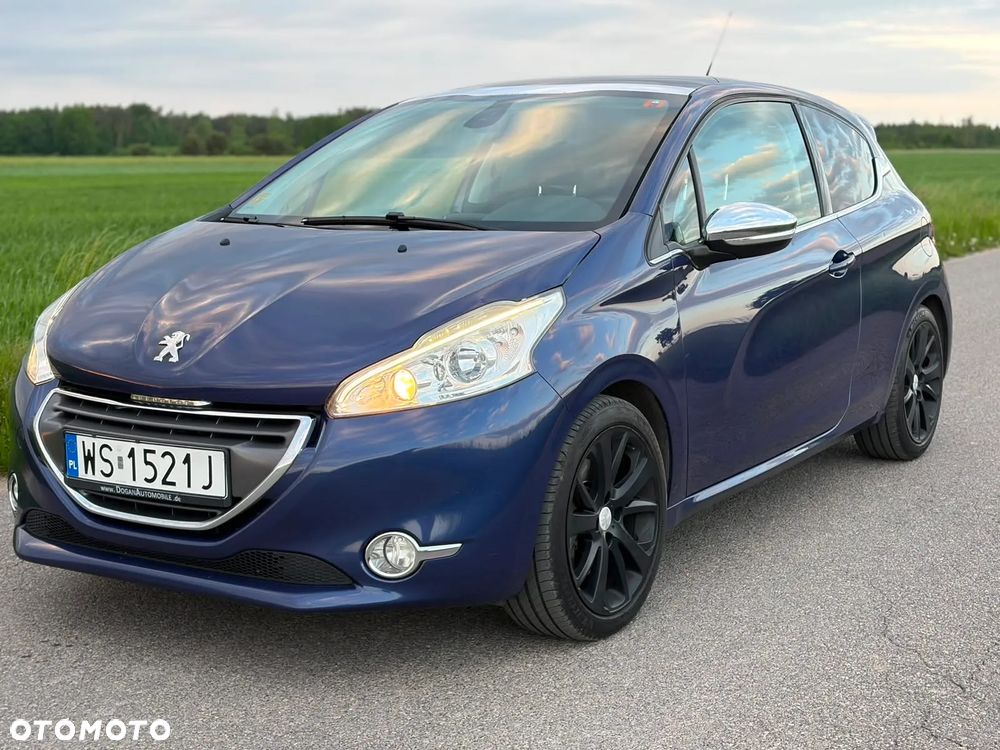 Peugeot 208 1.6 THP Allure - 1