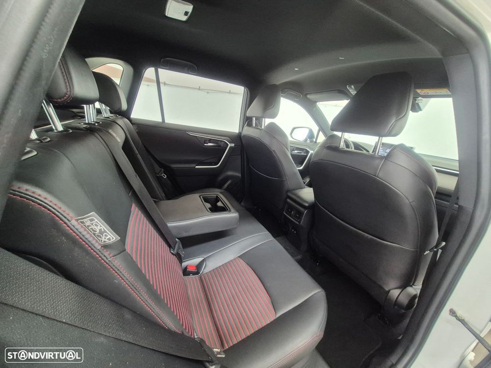 Toyota RAV4 2.5 HDF Plug-in Square Co.AWD-i - 25