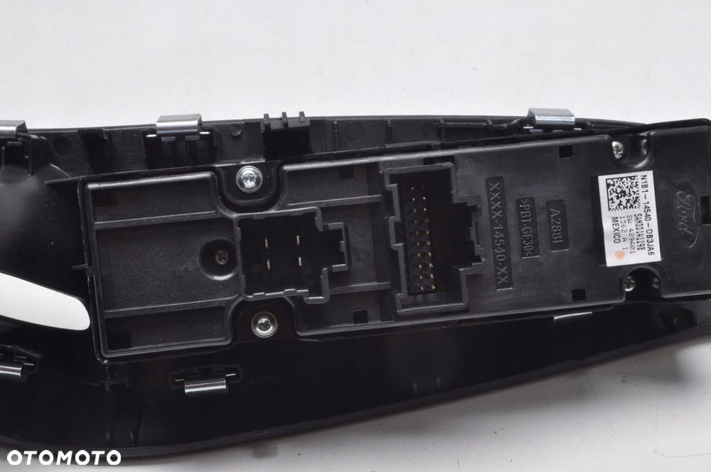 FORD FIESTA MK8 PANEL SZYB N1B1-14540-DB3JA6 - 4