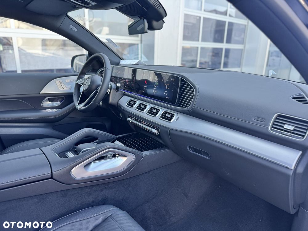 Mercedes-Benz GLE 300 d 4Matic 9G-TRONIC AMG Line Advanced Plus - 18