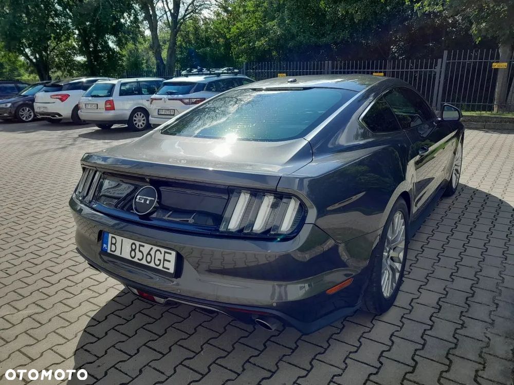 Ford Mustang 5.0 V8 GT - 5