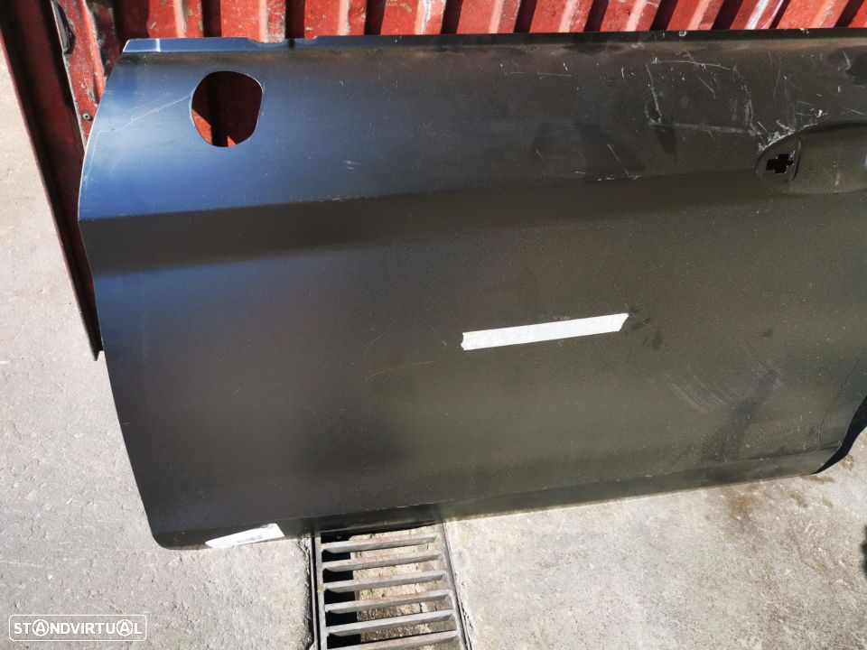 FORD FIESTA VI PAINEL PORTA FRENTE ESQUERDA - PF502 - 2