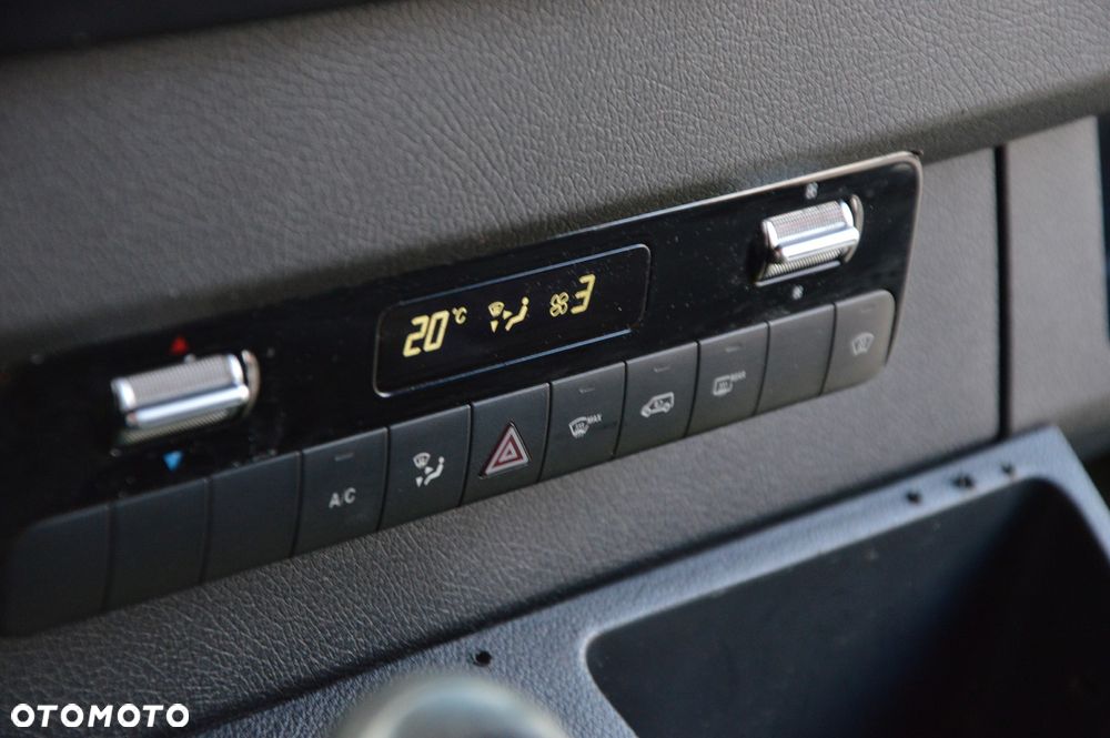 Mercedes-Benz SPRINTER L2H2 - 23