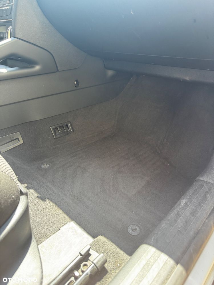 Audi A3 2.0 TDI DPF Ambiente - 23