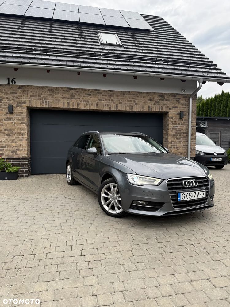 Audi A3 Sportback 2.0 TDI (clean diesel) Ambiente - 1