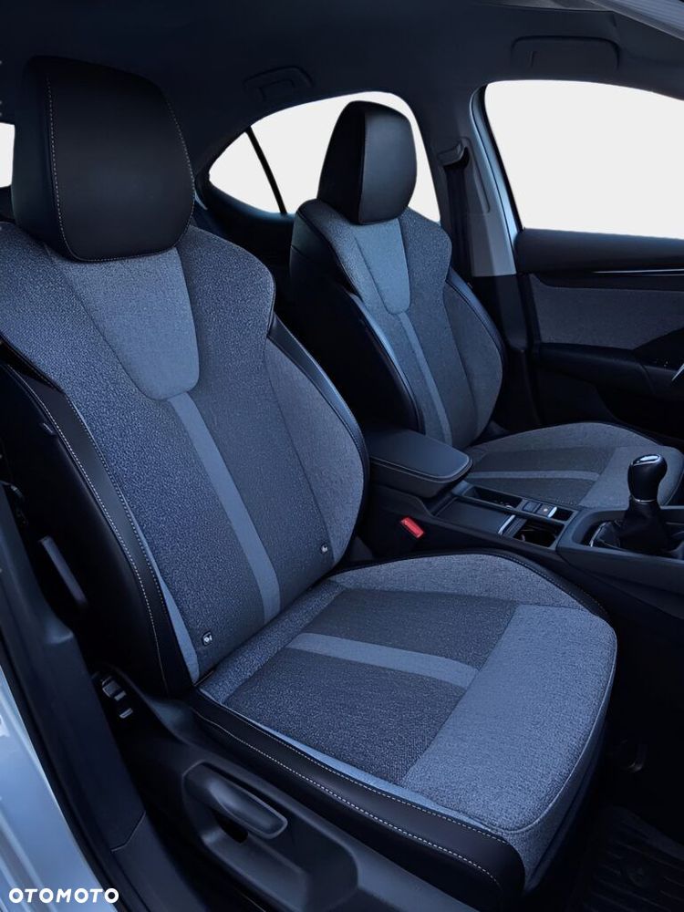 Skoda Octavia 1.5 TSI Selection - 32