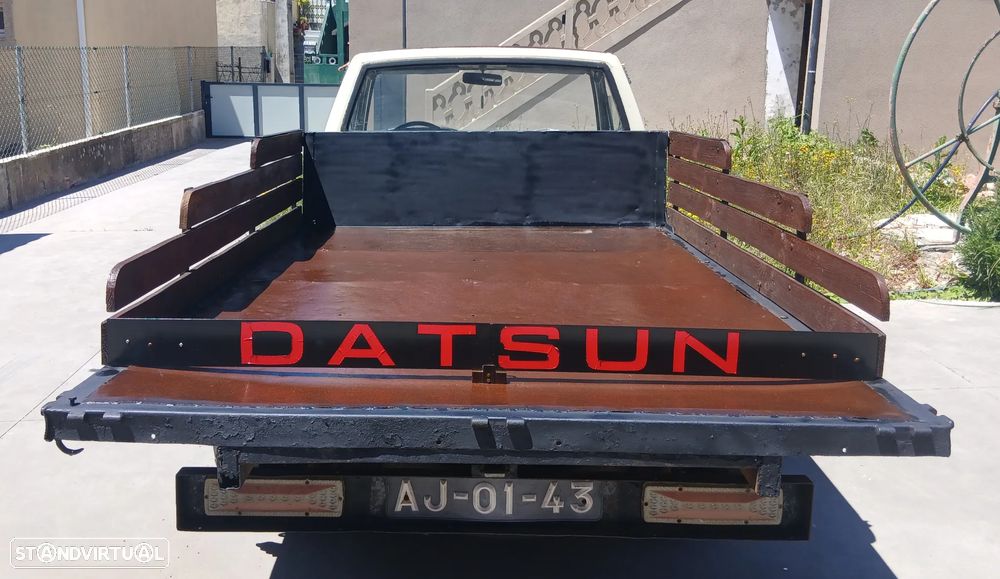 Nissan Pick Up - 11