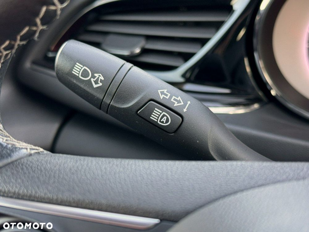 Opel Insignia - 26