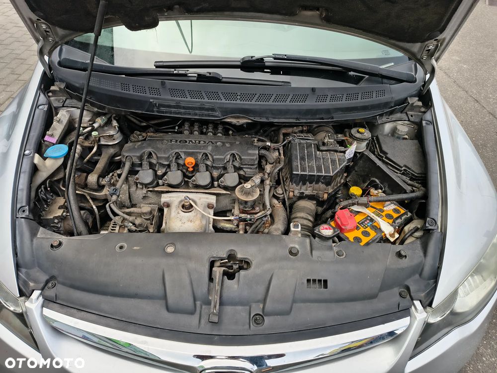 Honda Civic 1.8 Comfort - 16