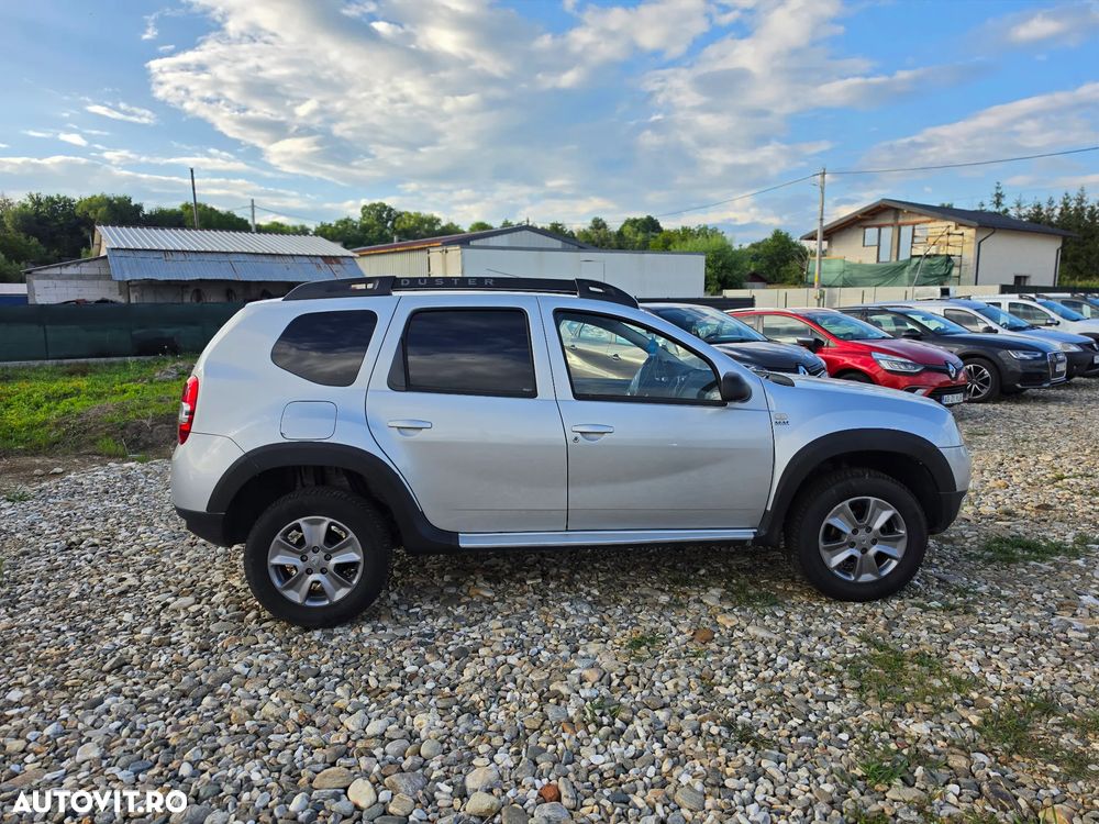 Dacia Duster 1.6 4x2 Laureate - 6