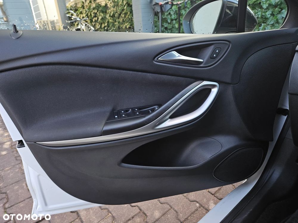 Opel Astra 1.2 T GS Line S&S - 33