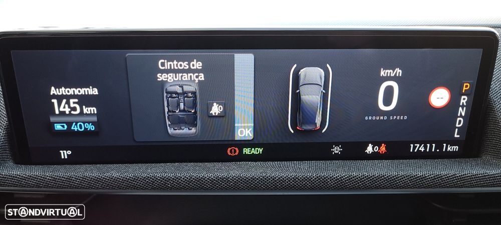 Ford Mustang Mach-E 75.7 kWh Base - 17