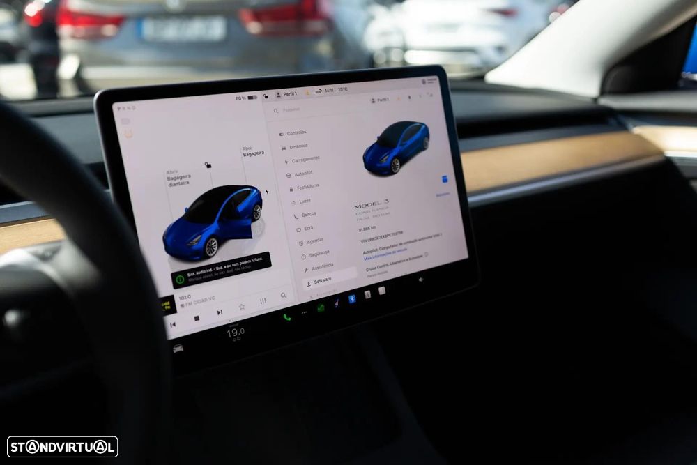 Tesla Model 3 Long-Range Dual Motor AWD - 9