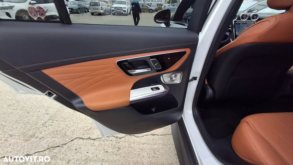 Mercedes-Benz GLC - 14