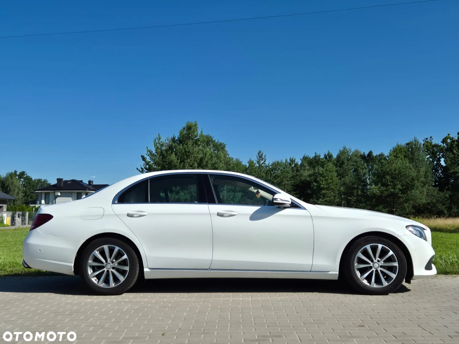 Mercedes-Benz Klasa E 220 d Business Edition 9G-TRONIC - 24