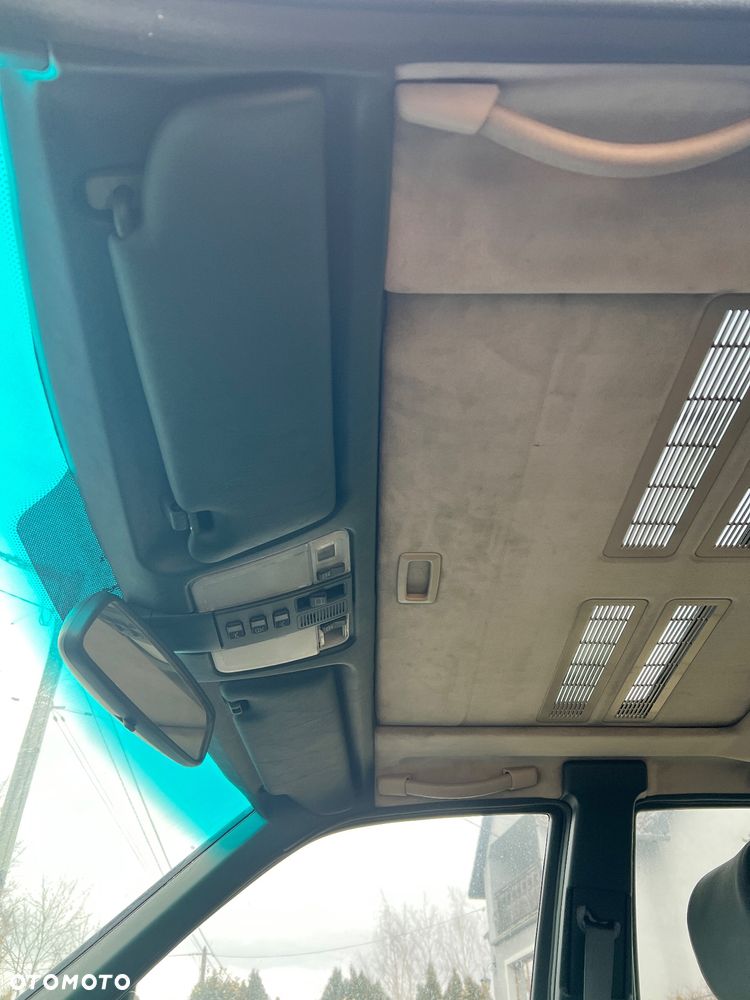 Mercedes-Benz Klasa S - 32