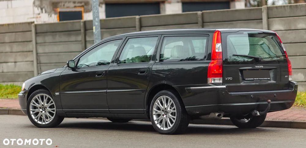 Volvo V70 2.4D5 Summum - 4