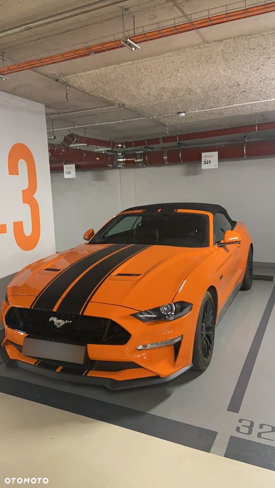 Ford Mustang - 16