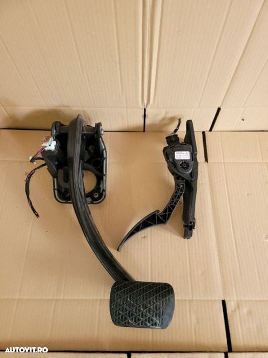 Pod Pedalier Pedala Frana Acceleratie Mercedes ML GLE W166 X166 VolanStanga An 2011-2018 A1663000004 - 2
