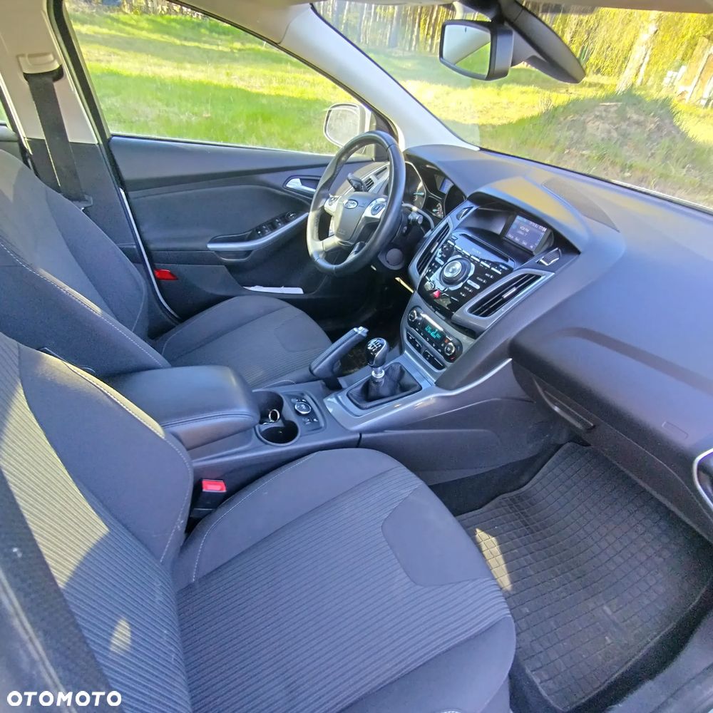 Ford Focus 1.0 EcoBoost STart-Stopp-System TITANIUM - 12
