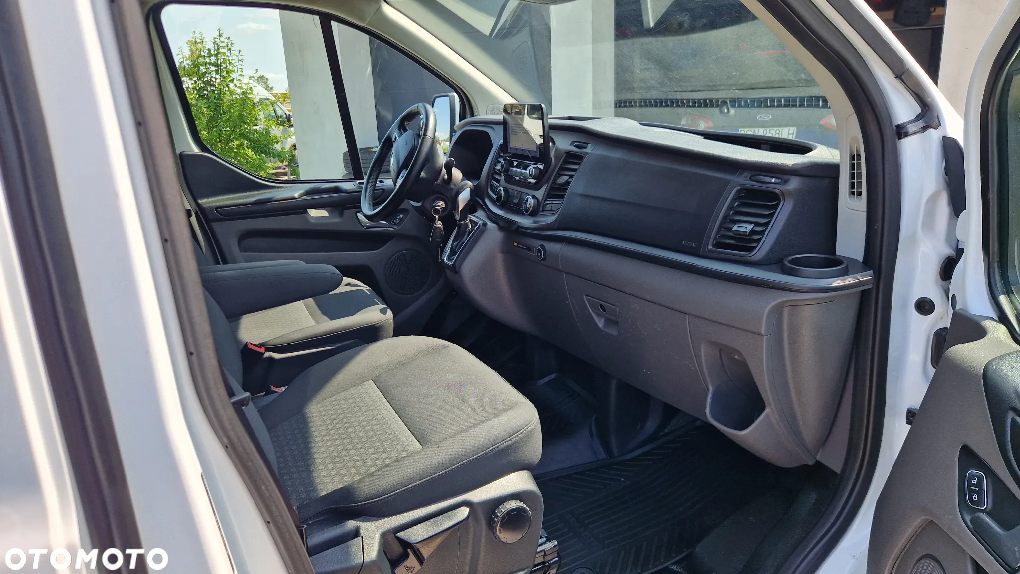 Ford Transit custom - 11