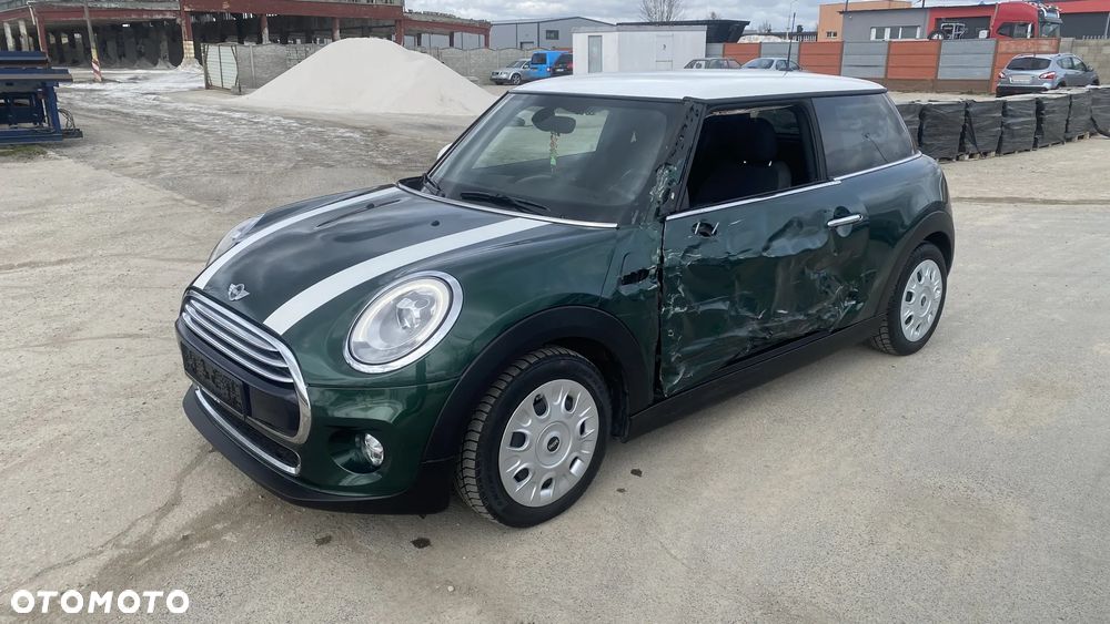 MINI Cooper Seven - 1