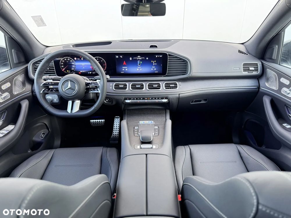 Mercedes-Benz GLE - 11