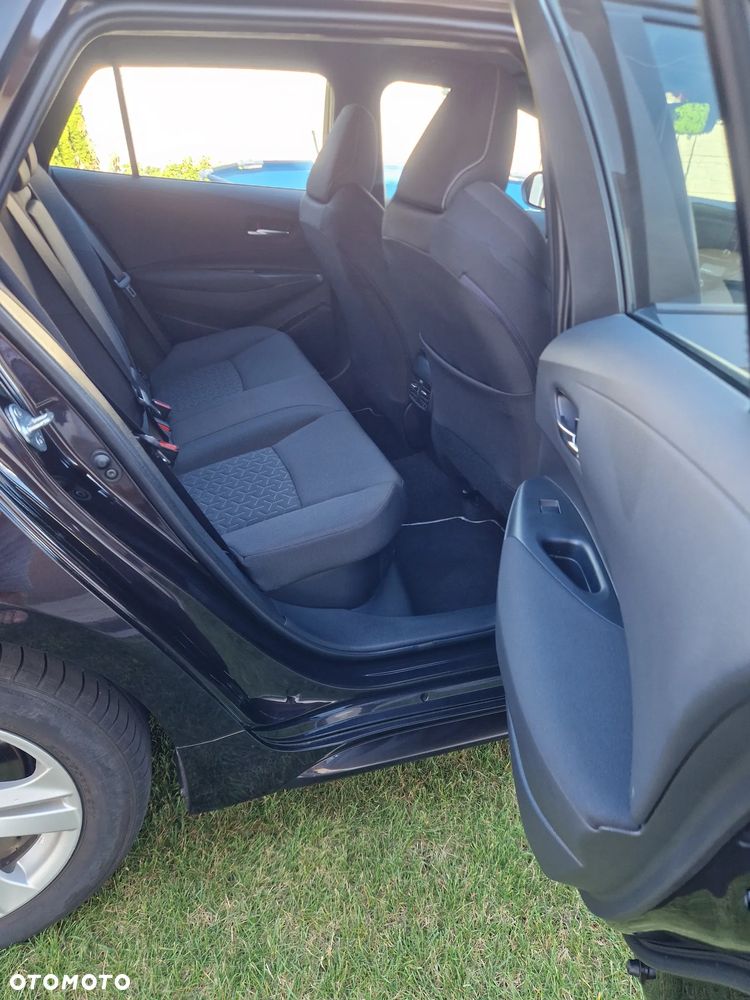 Toyota Corolla 2.0 Hybrid Comfort - 6